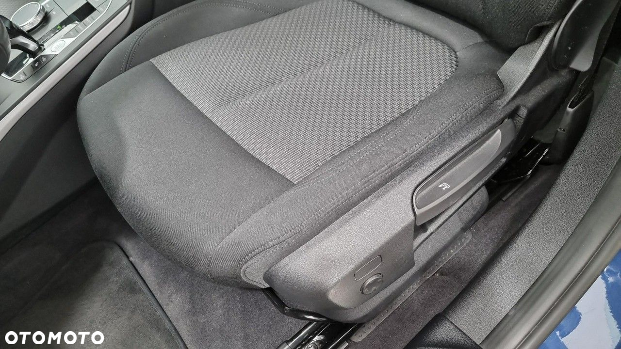BMW Seria 1 118i Advantage - 17