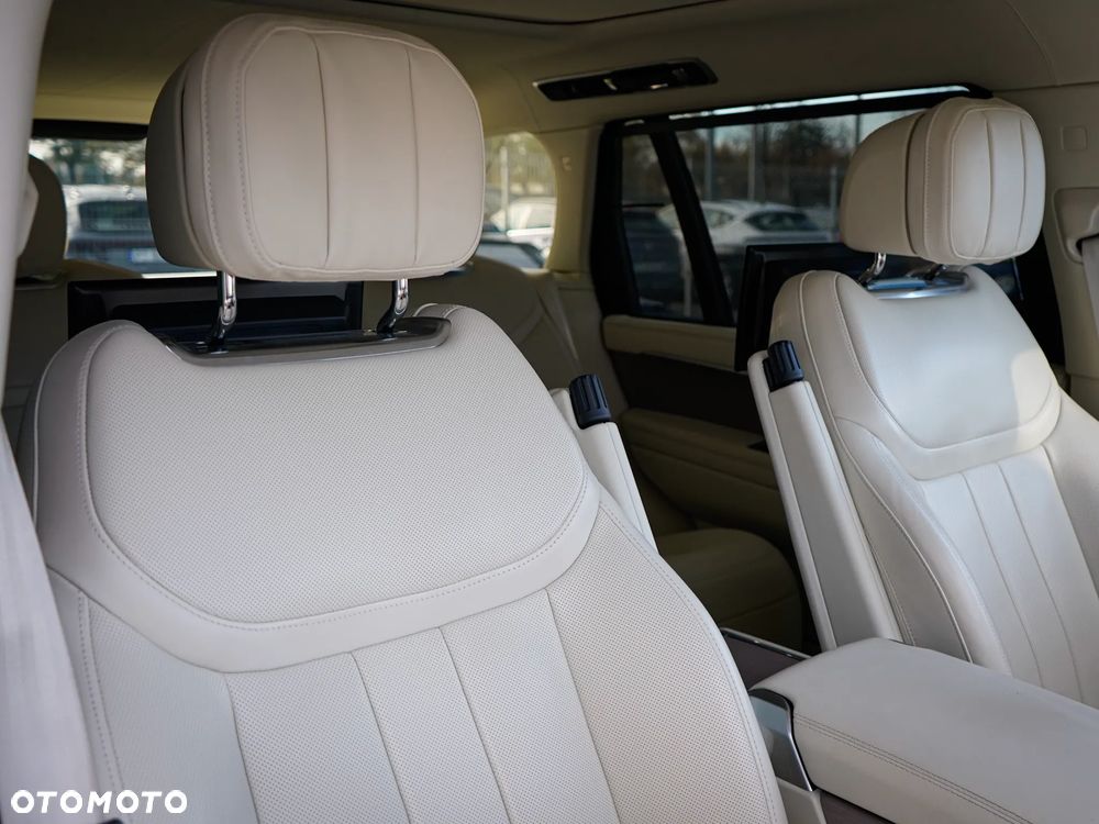 Land Rover Range Rover D350 LWB 5-Sitzer Autobiography - 24