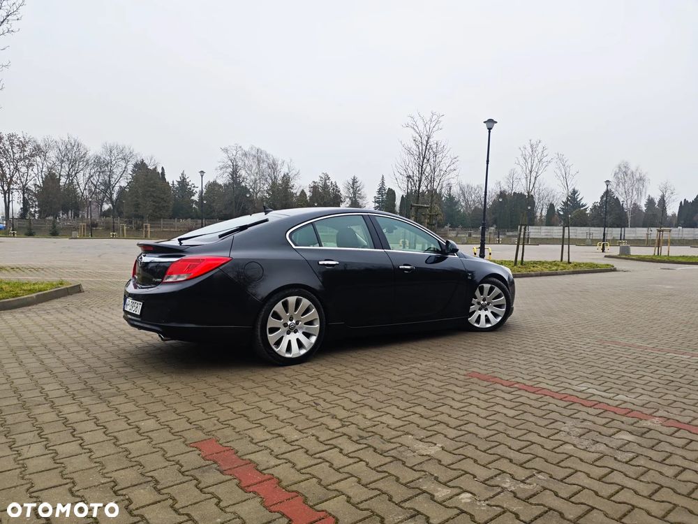 Opel Insignia - 12