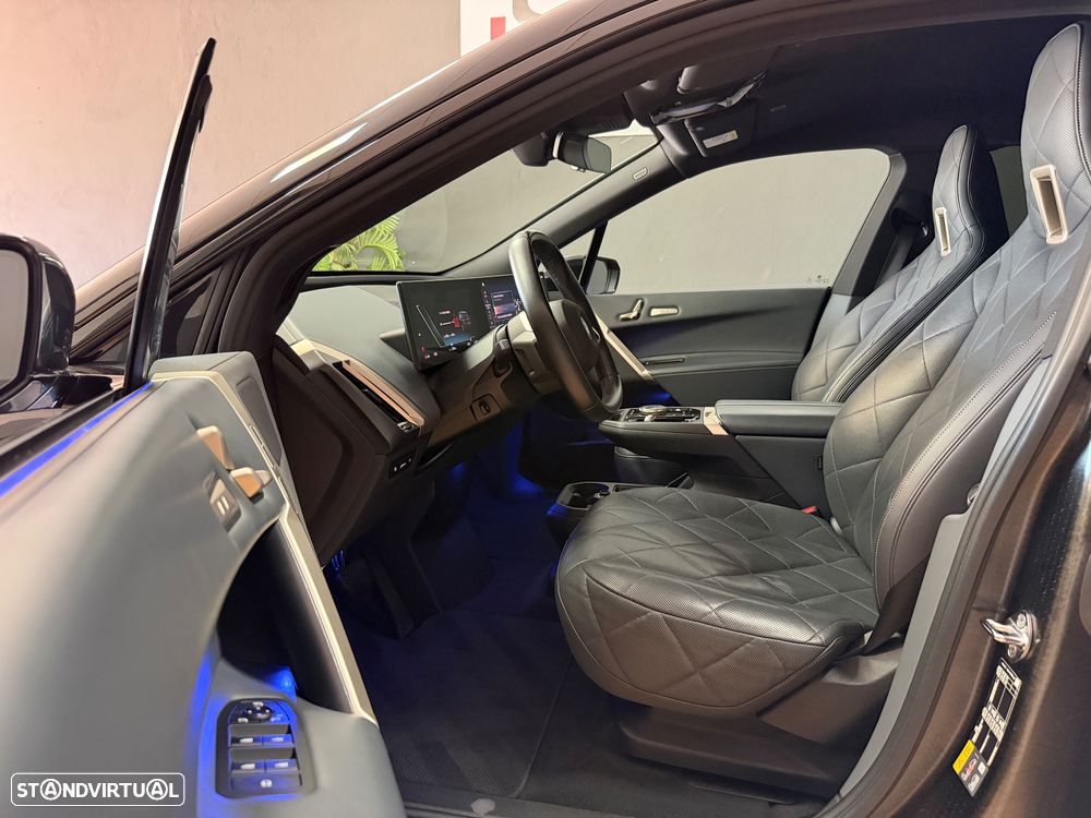 BMW iX xDrive 50 Pack Desportivo - 7