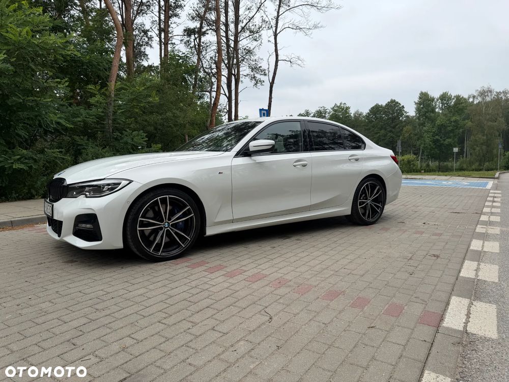 BMW Seria 3 330i xDrive M Sport sport - 9