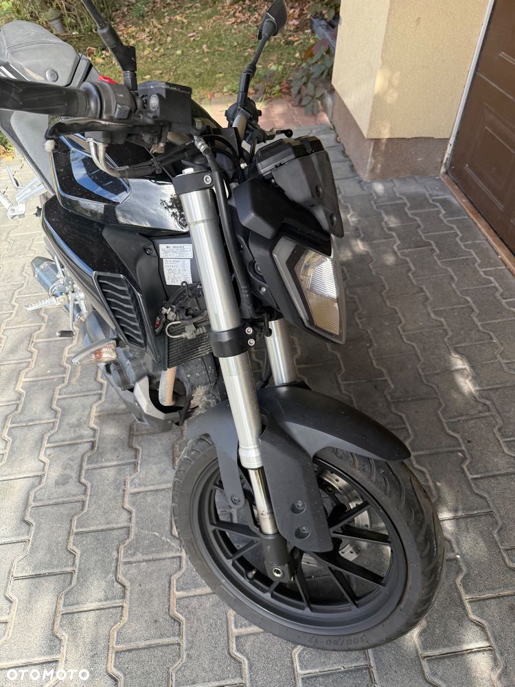 Yamaha MT - 18