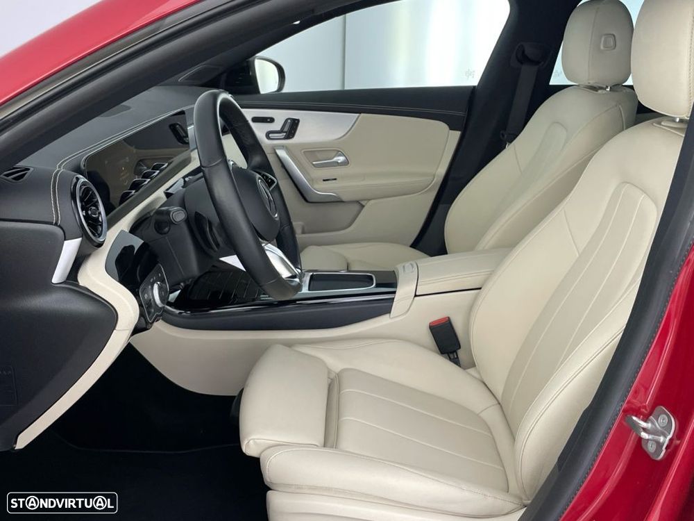 Mercedes-Benz CLA 220 d Shooting Brake AMG Line Aut. - 11