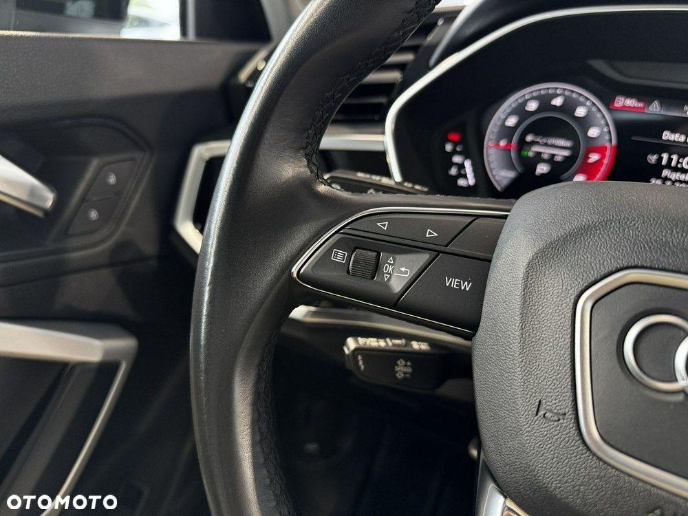 Audi Q3 - 24