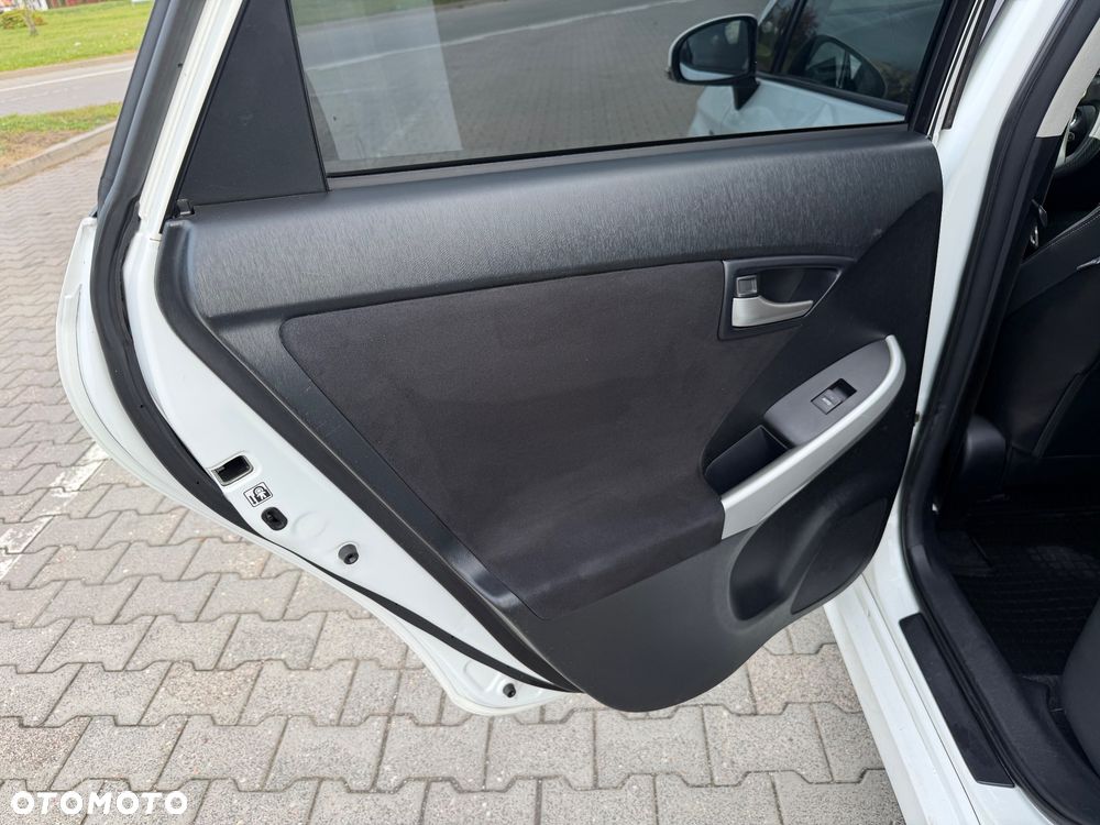Toyota Prius - 17