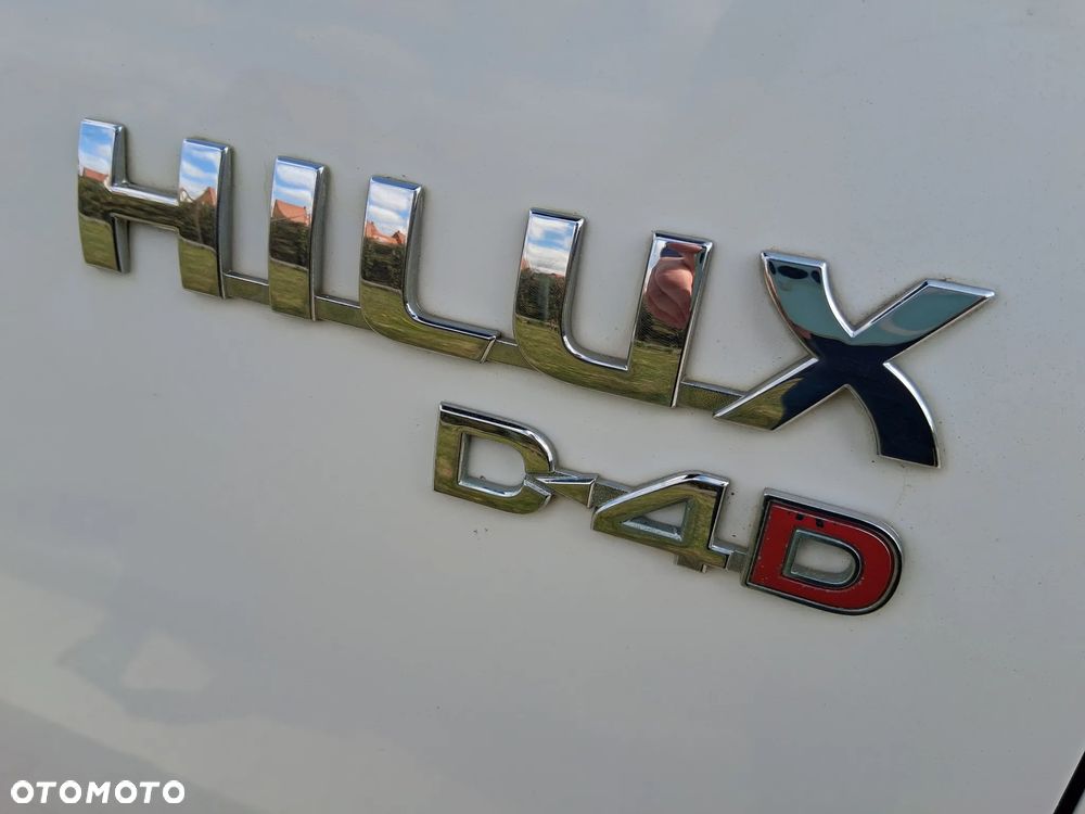 Toyota Hilux 2.5 D-4D DLX - 17