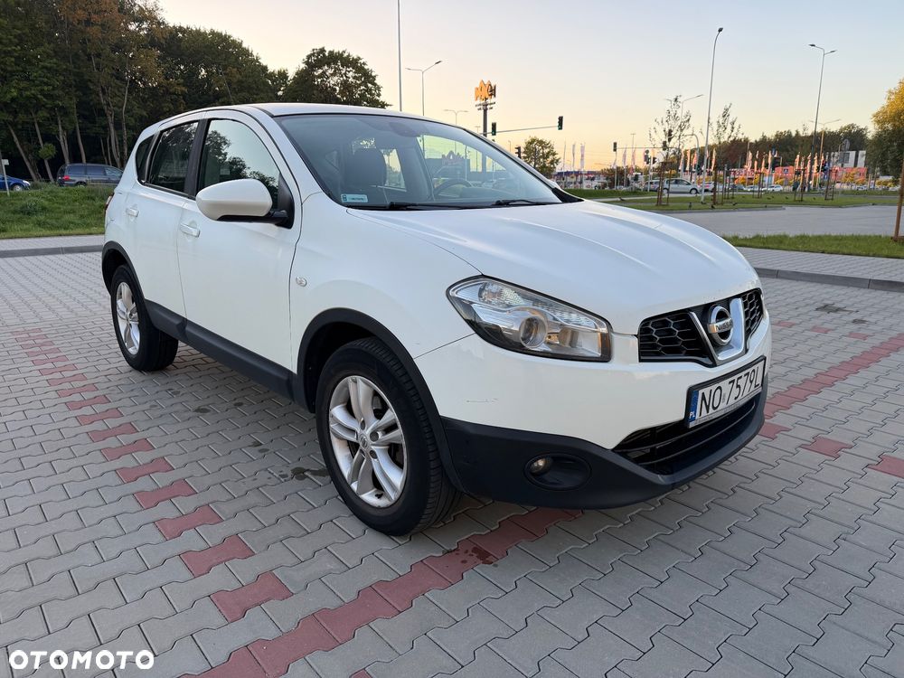 Nissan Qashqai - 1