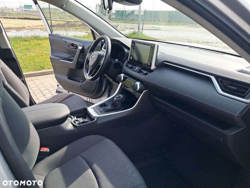 Toyota RAV4 2.5 Hybrid Active 4x2 - 22