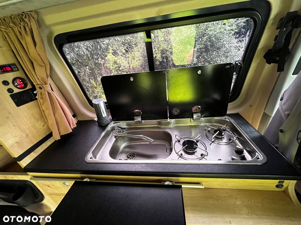 Volkswagen Transporter 4Motion 4x4 Kamper Mercus California - 17