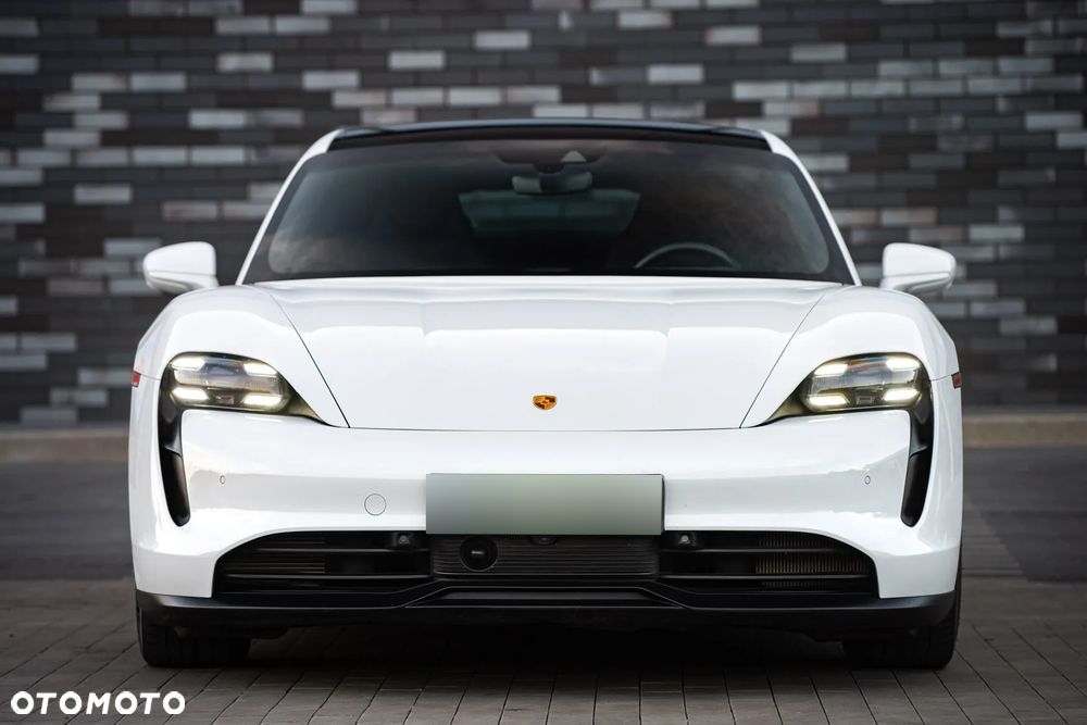 Porsche Taycan 4S Performance Plus - 1