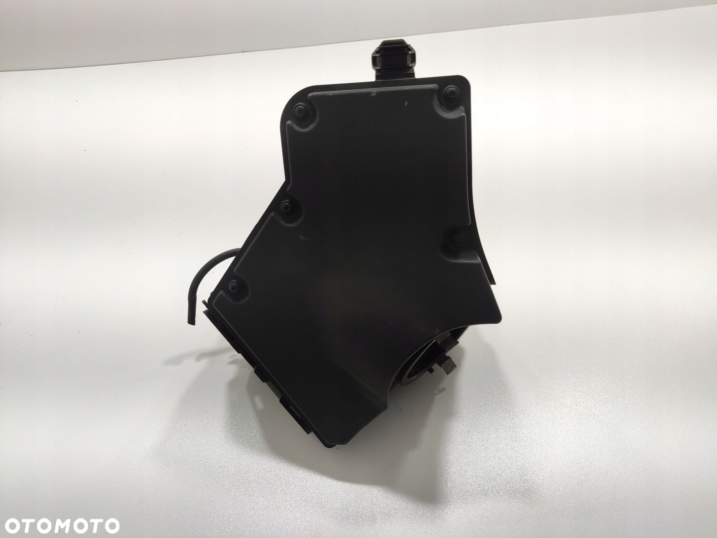 OBUDOWA FILTRA POWIETRZA AUDI A5 I 8T 3.0 TDI 2007-2011 8K0133837B - 2