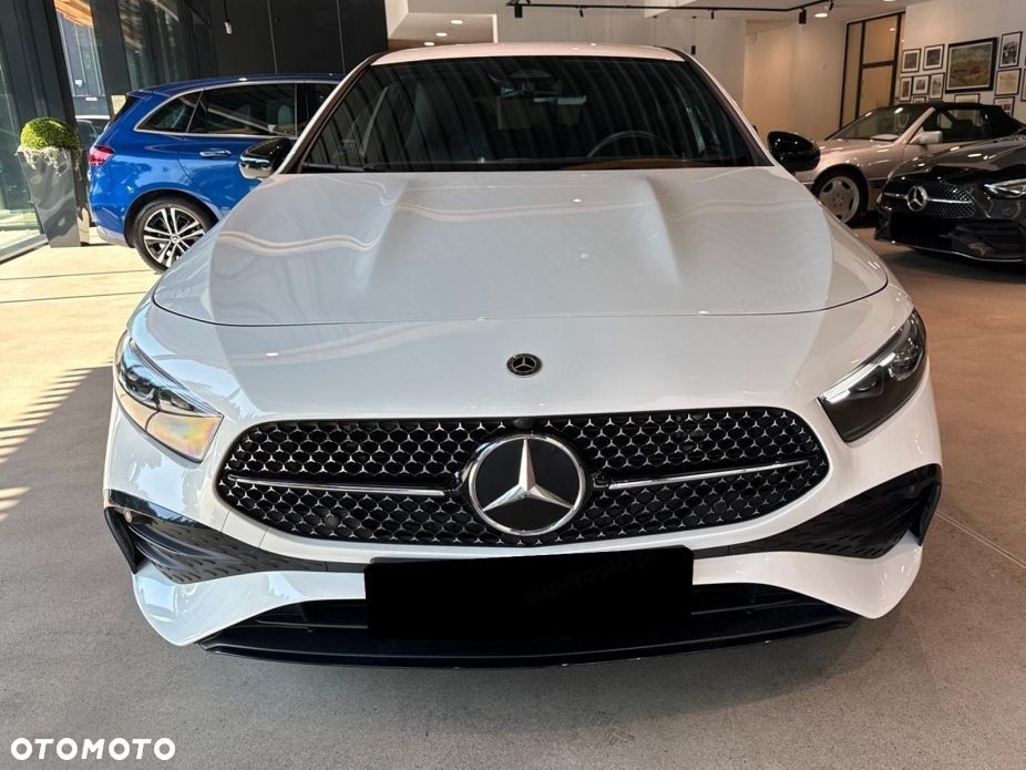 Mercedes-Benz Klasa A 220 d AMG Line 8G-DCT - 2