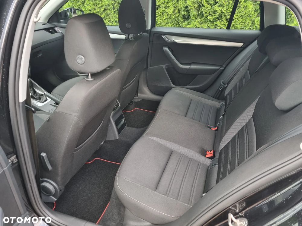 Skoda Octavia - 14