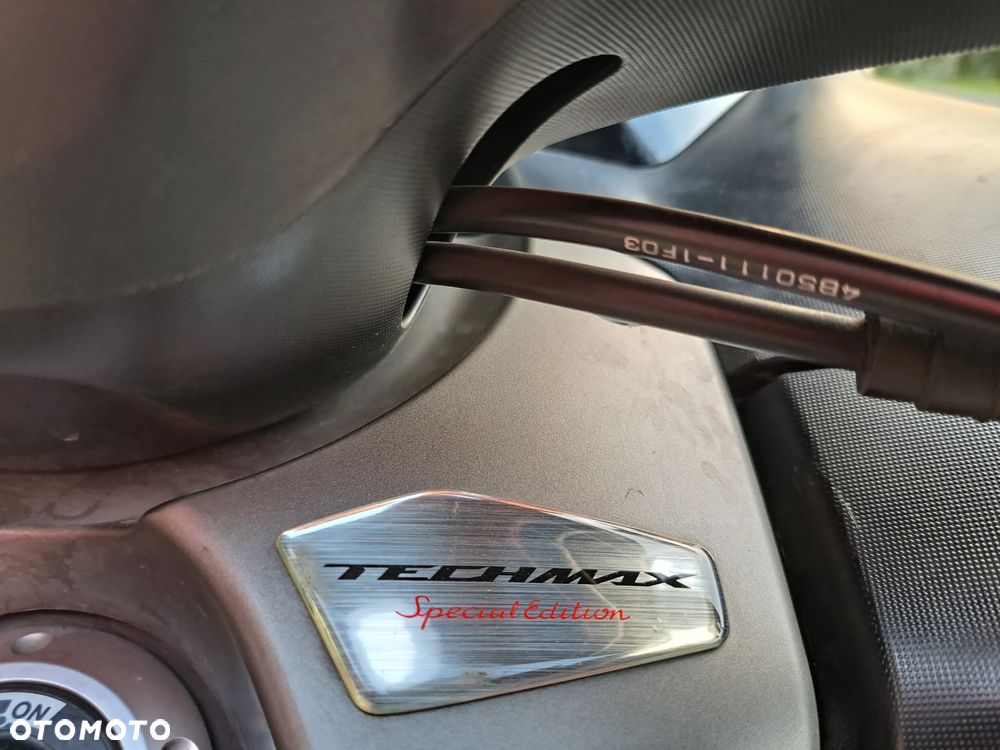 Yamaha Tmax - 9