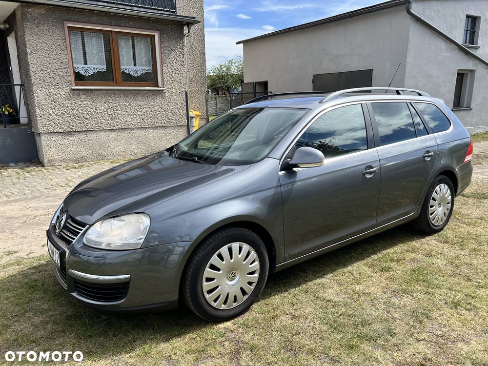 Volkswagen Golf - 2