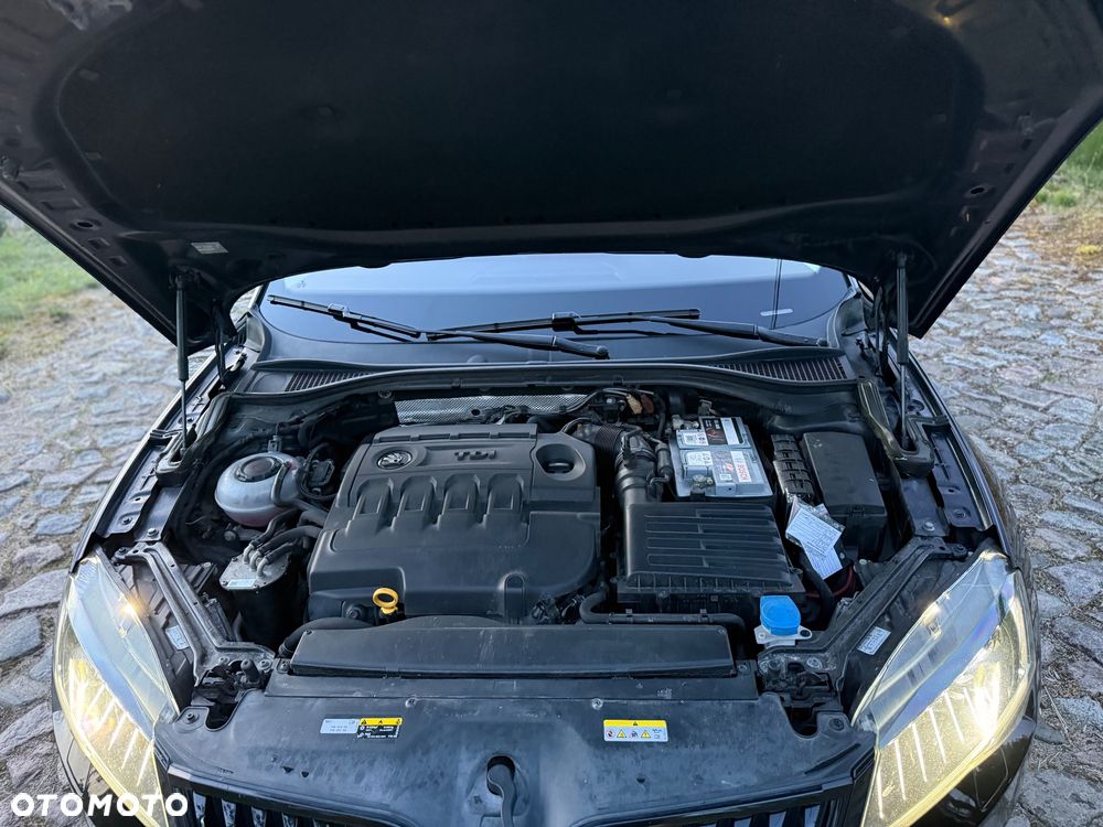 Skoda Superb 2.0 TDI 4x4 L&K DSG - 18