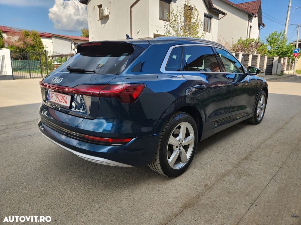 Audi e-tron 50 quattro Advanced - 10
