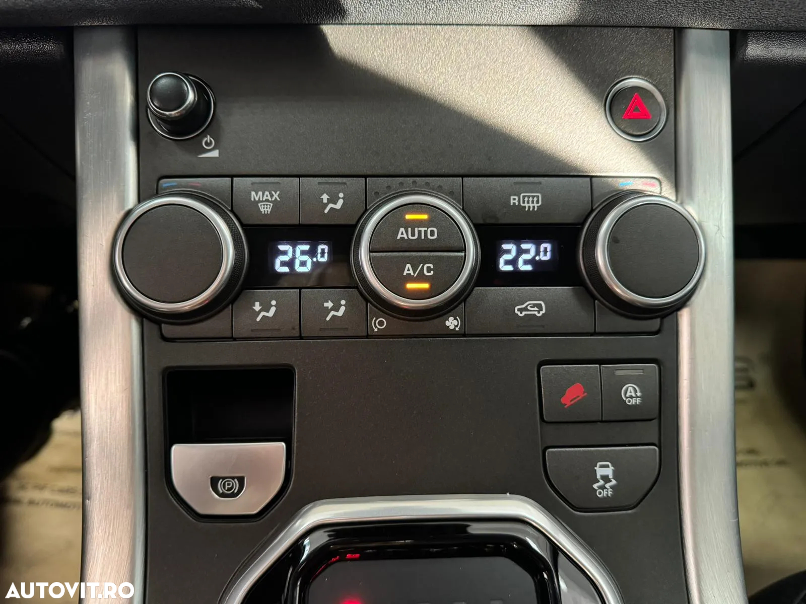 Land Rover Range Rover Evoque 2.0 D150 SE - 23