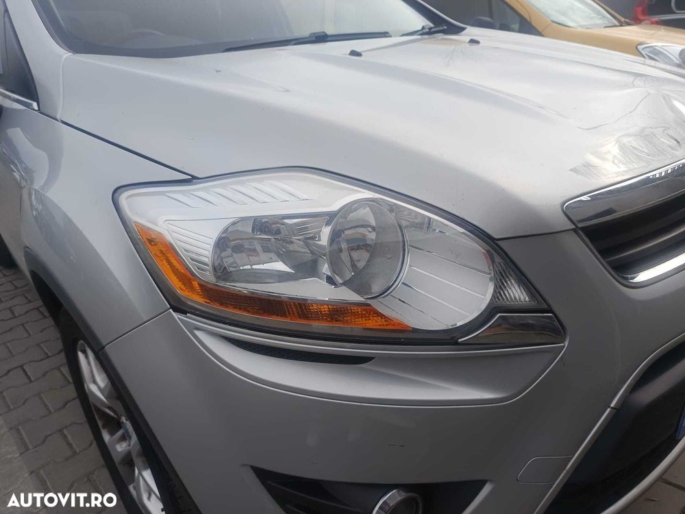 Far halogen stanga/dreapta Ford Kuga 2012 - 1