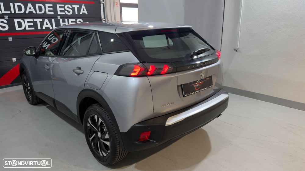 Peugeot 2008 1.2 PureTech Active - 9
