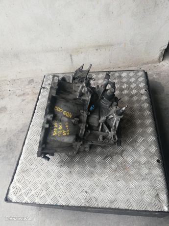 Caixa de 6 velocidades Renault Scenic II 1.9Dci 03-2006 ref: NDO 002 - 5