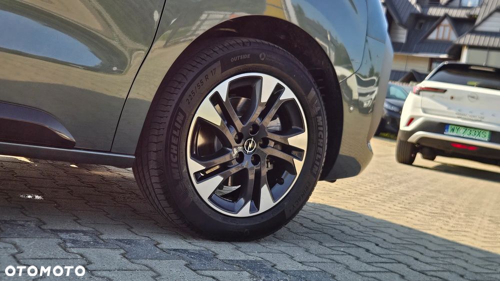 Opel Zafira 2.2 Diesel XL Business VIP - 25