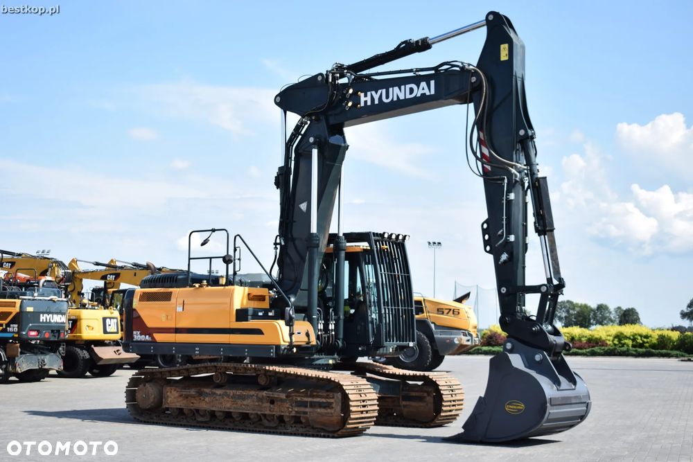 Hyundai HX300AL - 12