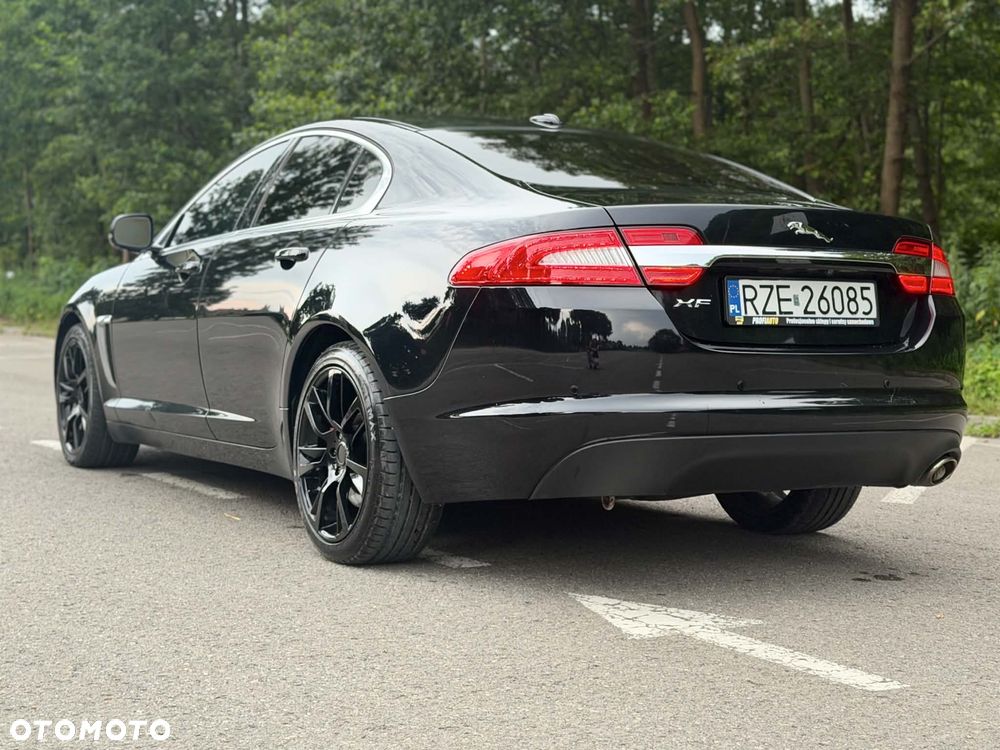 Jaguar XF - 2