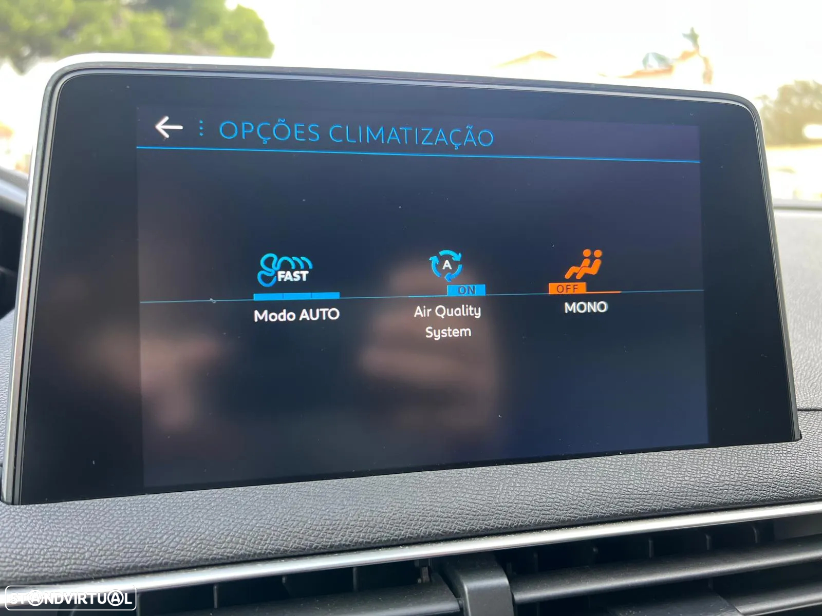 Peugeot 3008 1.5 BlueHDi Allure EAT8 - 11