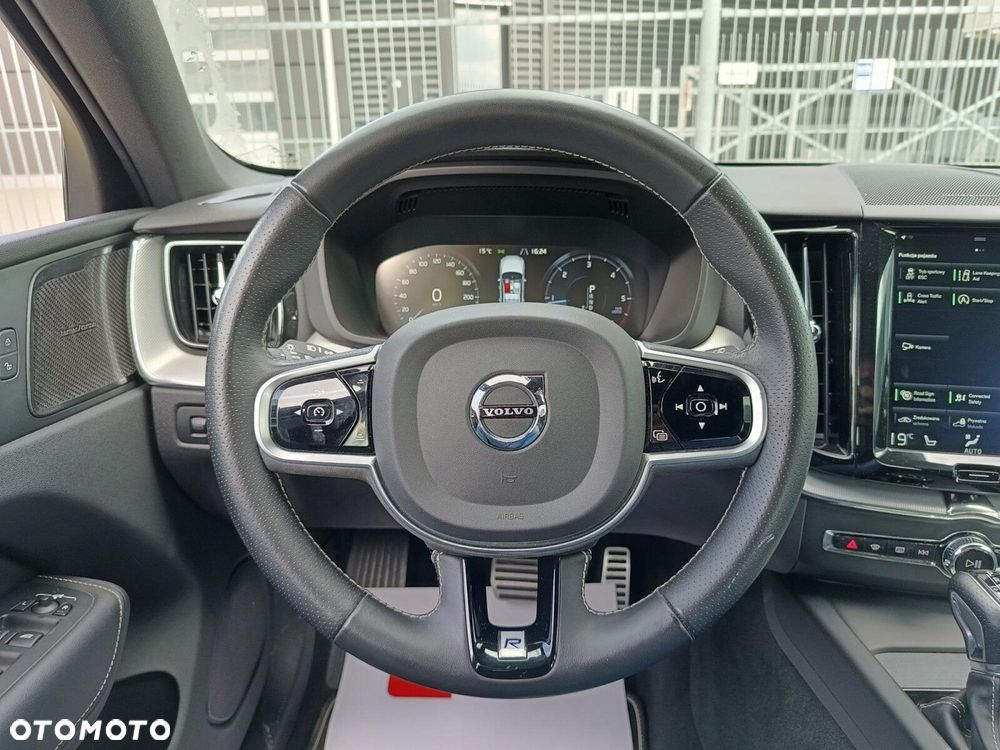 Volvo XC 60 D4 SCR R-Design - 19
