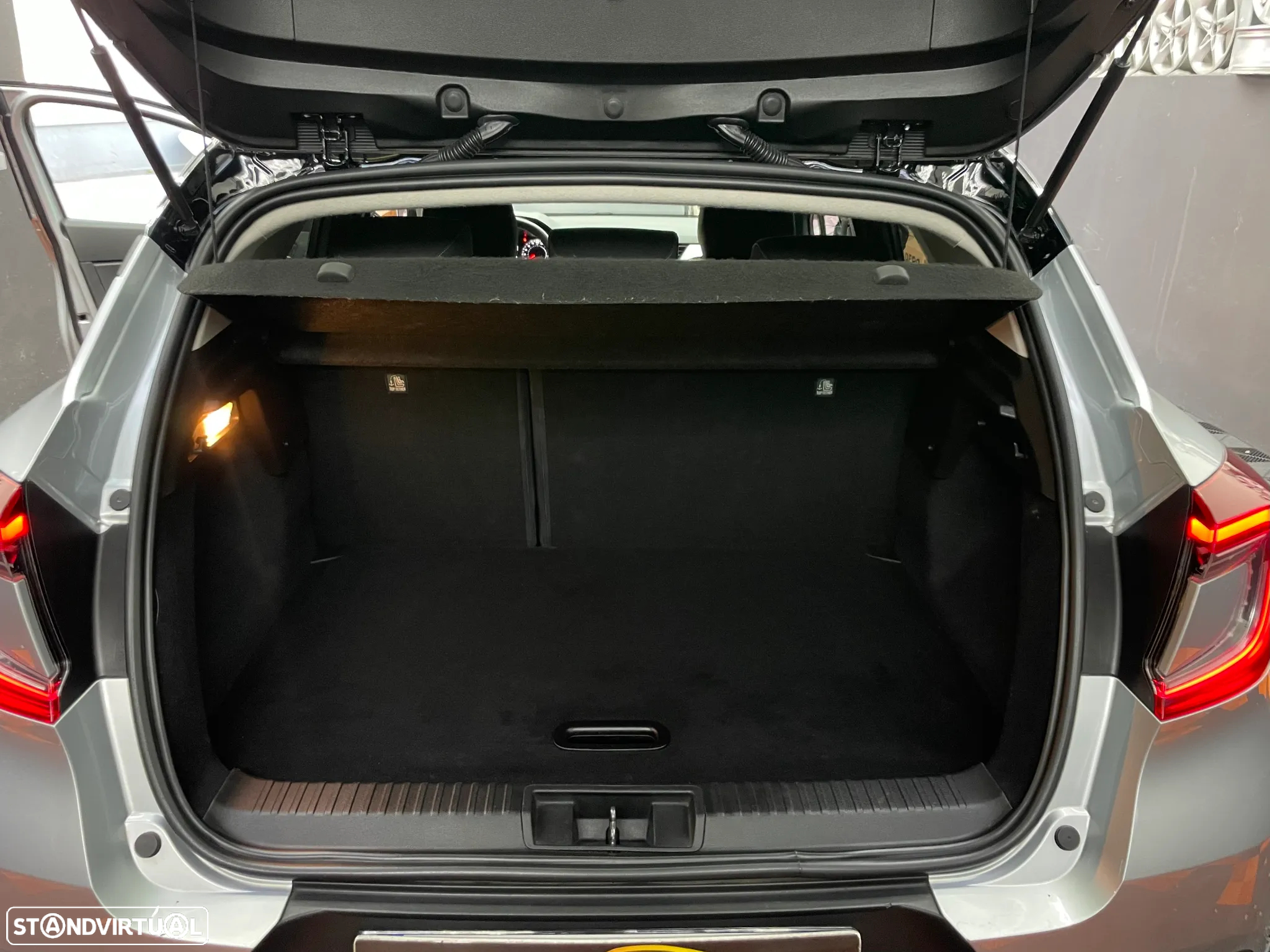 Renault Captur BLUE dCi 115 EDC INTENS - 26