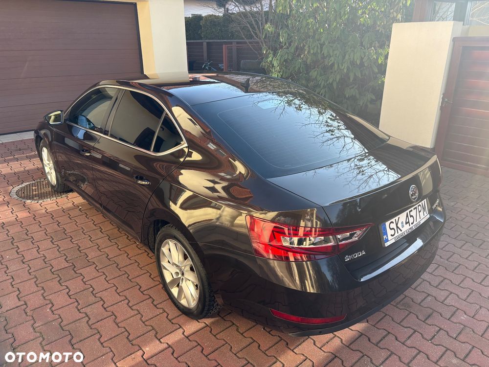 Skoda Superb 1.5 TSI Ambition - 13