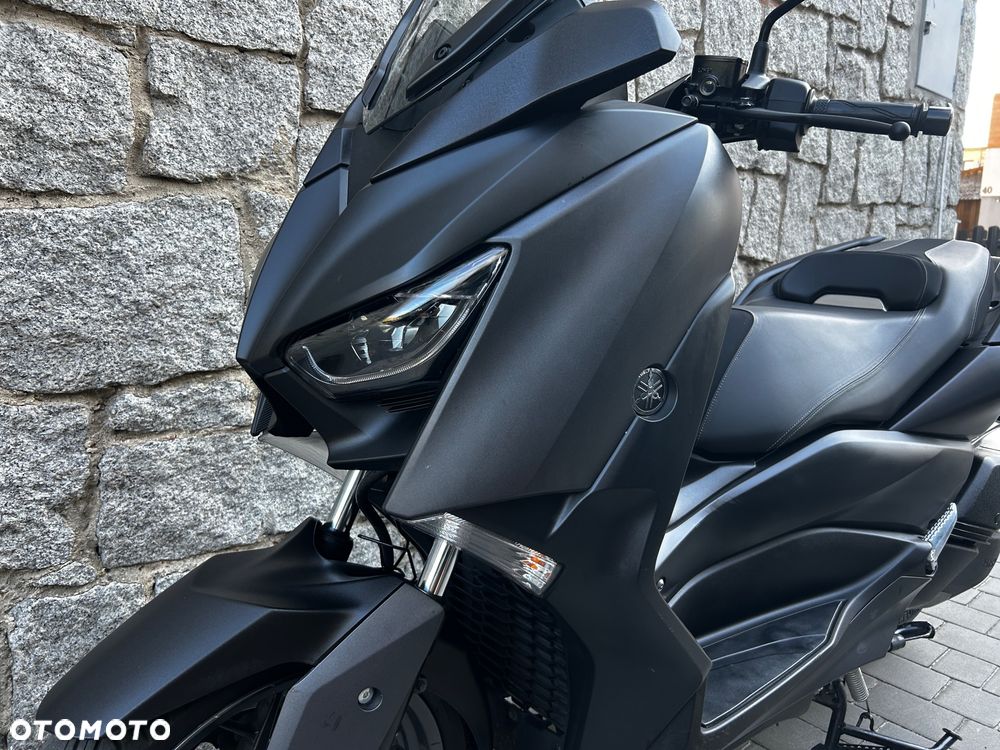 Yamaha X-max - 16
