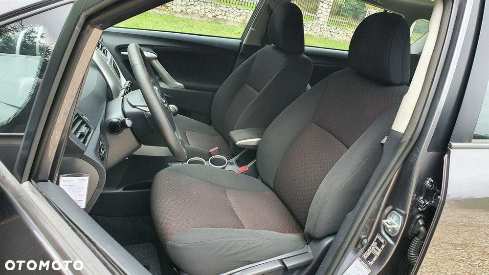 Toyota Verso - 7