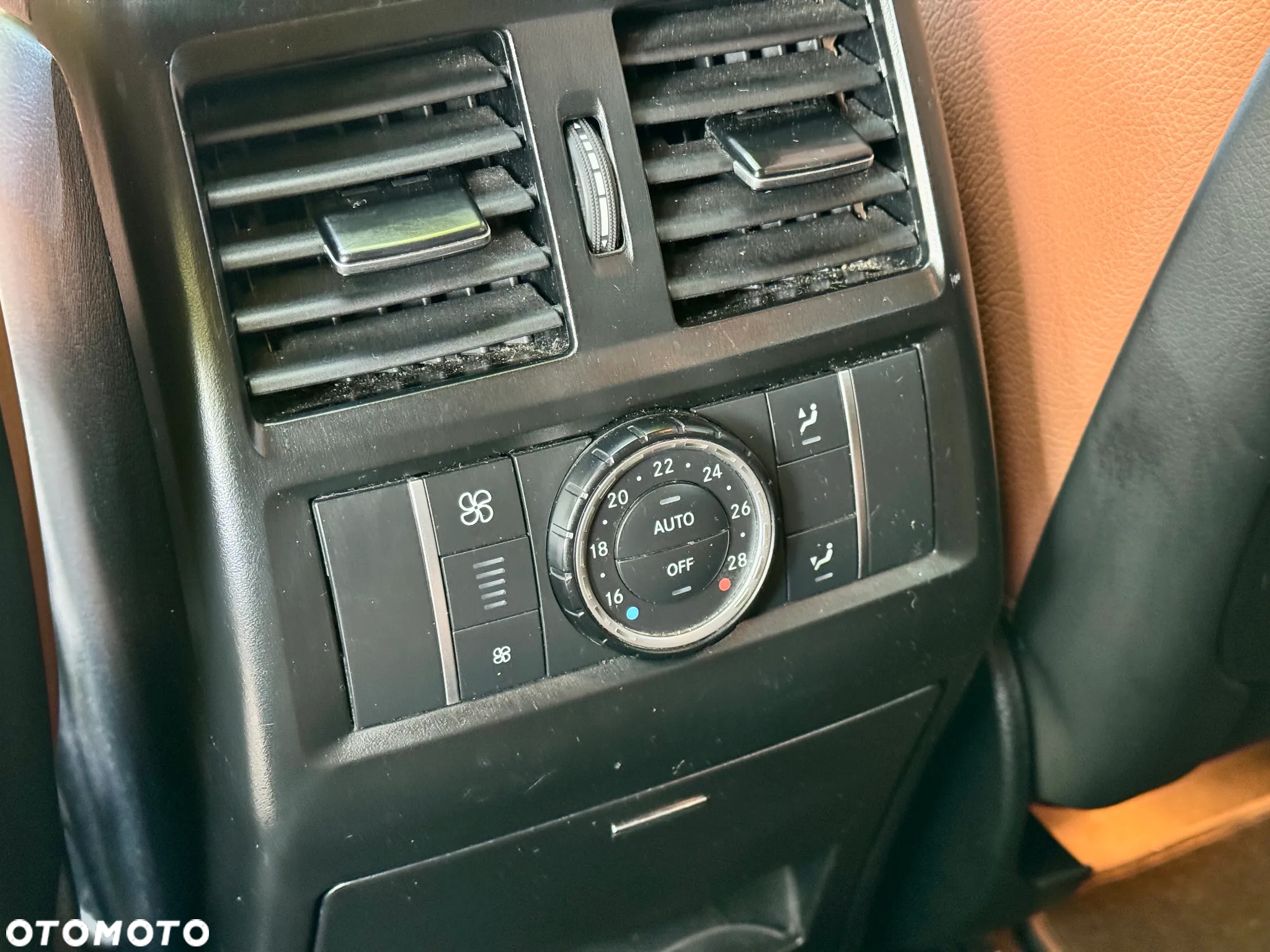 Mercedes-Benz GLS 350 d 4-Matic - 22