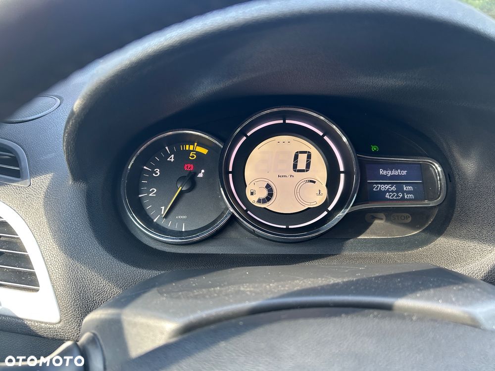 Renault Megane 2.0 dCi 16V Privilege - 4