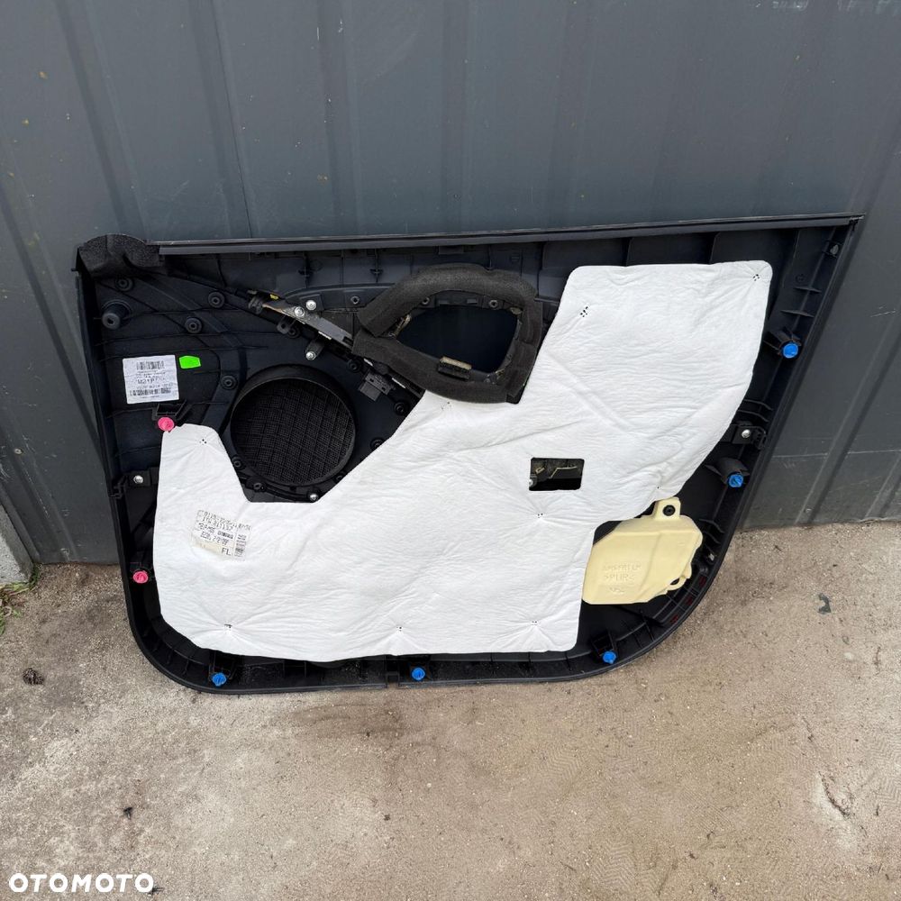 Boczek Tapicerka Drzwi Prawy Przód Hyundai Ix35 - 3