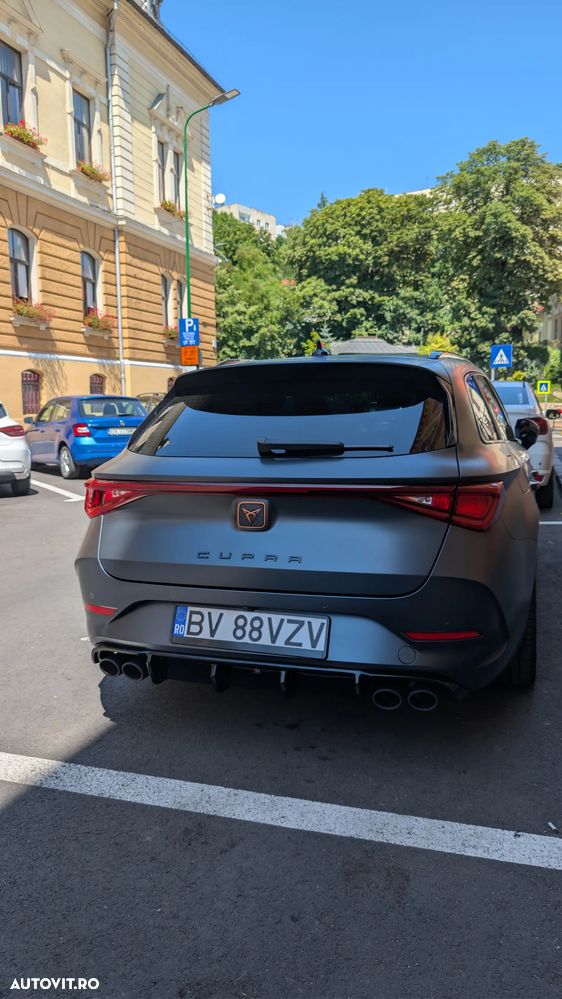 Cupra Leon 2.0 TSI 4DRIVE VZ - 3