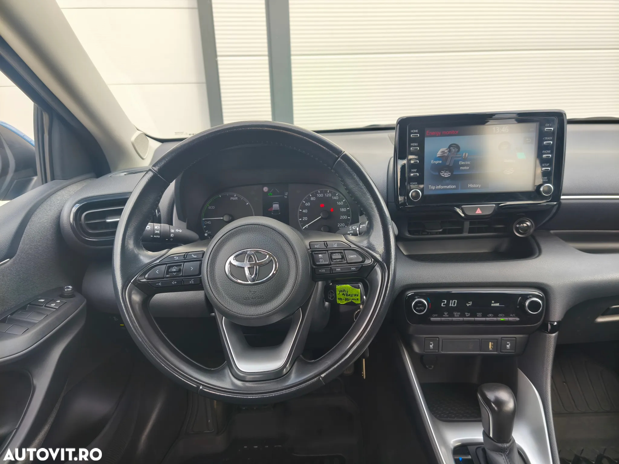 Toyota Yaris - 7