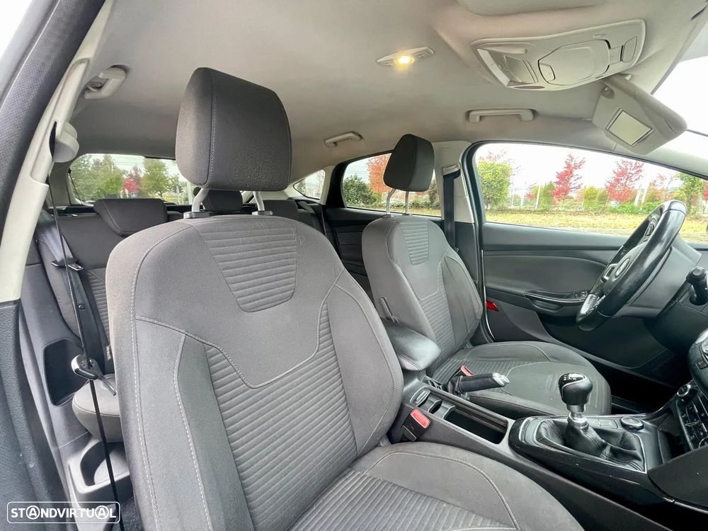 Ford Focus 1.5 TDCi Titanium - 4
