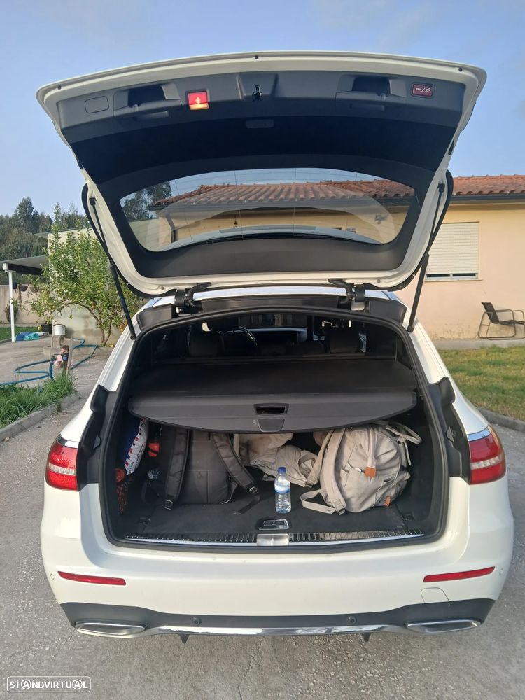 Mercedes-Benz E 220 d AMG 7L - 13