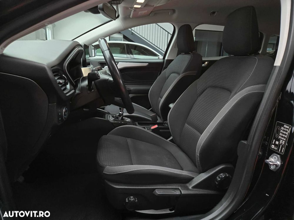 Ford Focus 1.5 EcoBlue Connected - 15