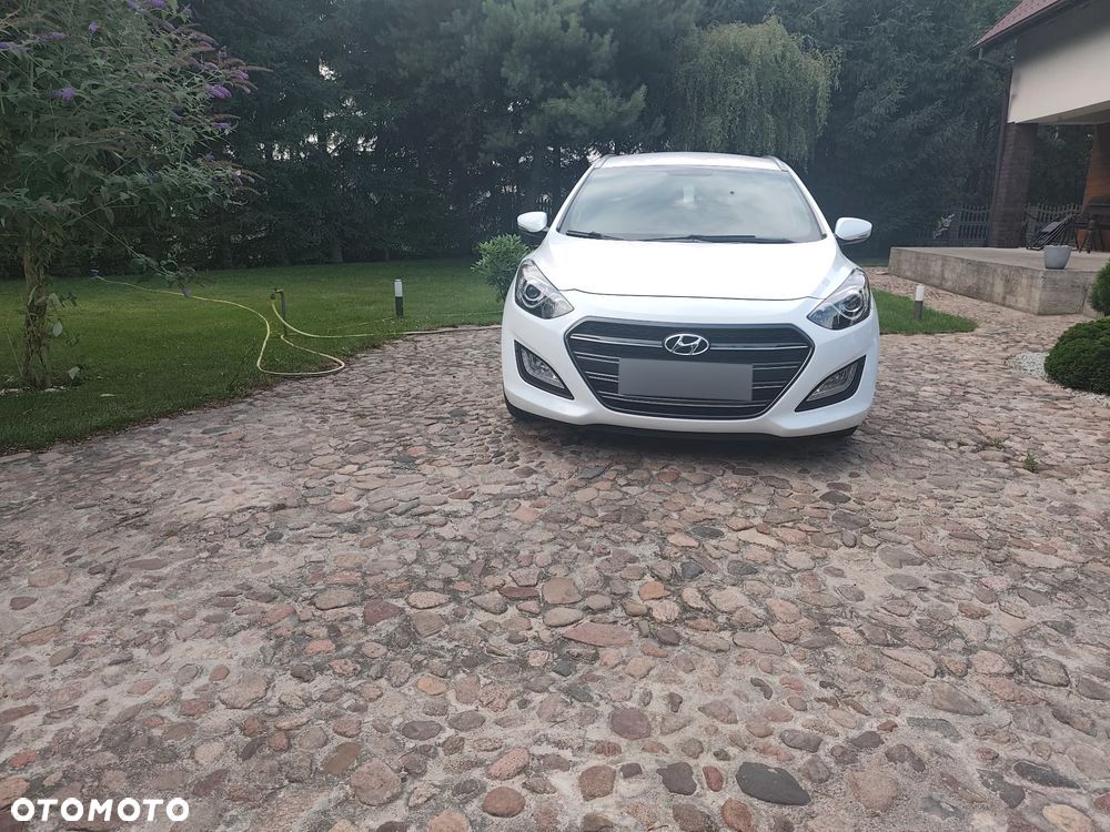 Hyundai i30 1.6 CRDi BlueDrive Go - 1