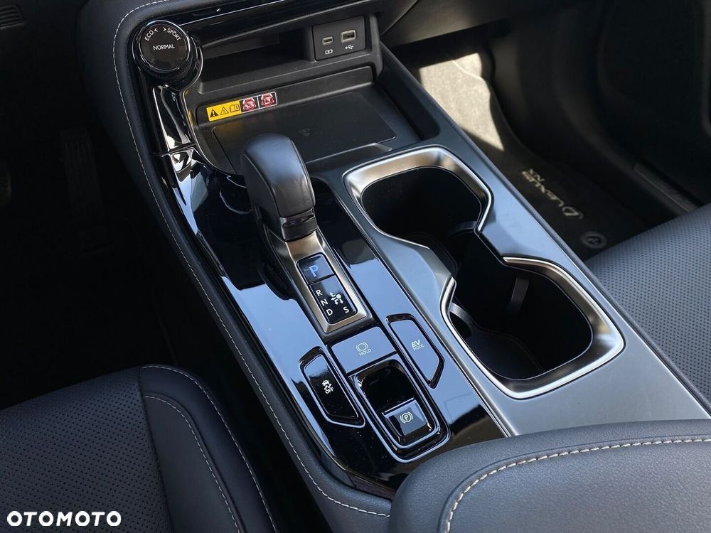 Lexus NX 350h Prestige 2WD - 19