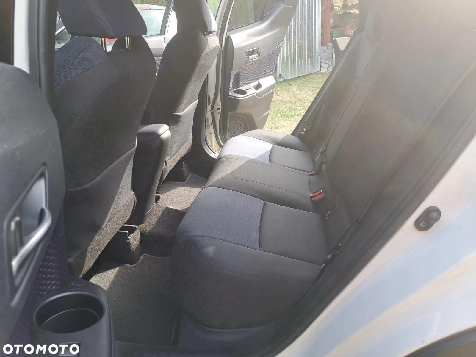 Toyota C-HR 1.2 T Premium - 12