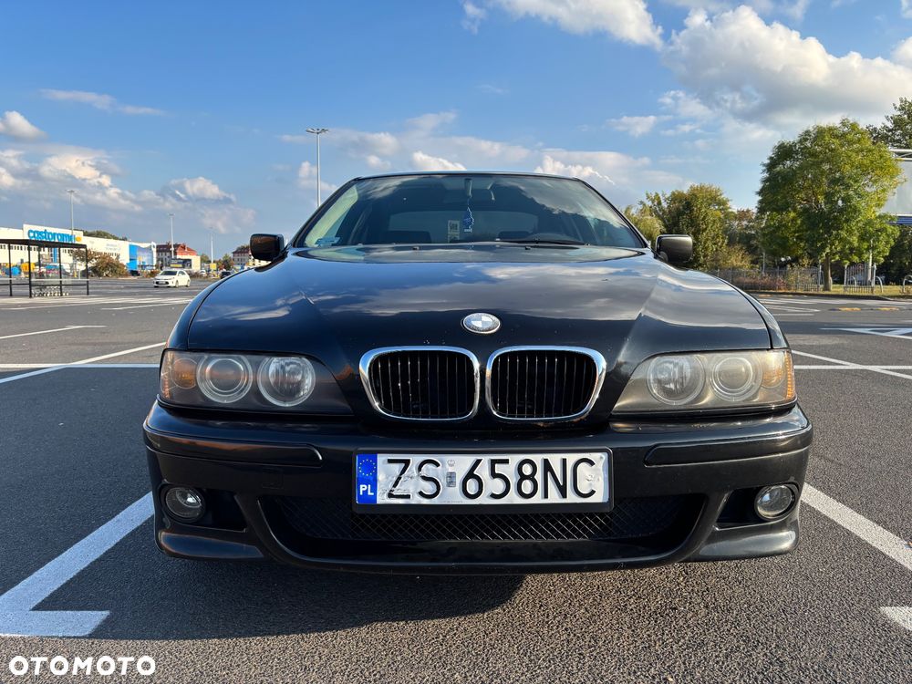 BMW Seria 5 525i - 4