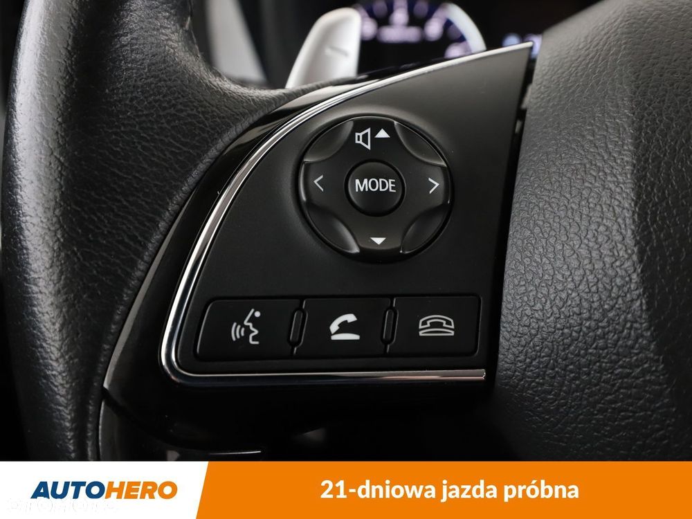 Mitsubishi Outlander - 28
