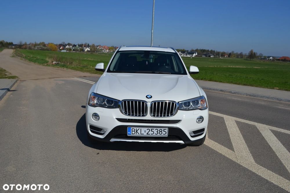 BMW X3 xDrive28i xLine - 2