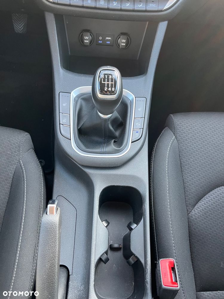 Hyundai i30 1.4 T-GDI Intro Edition - 21