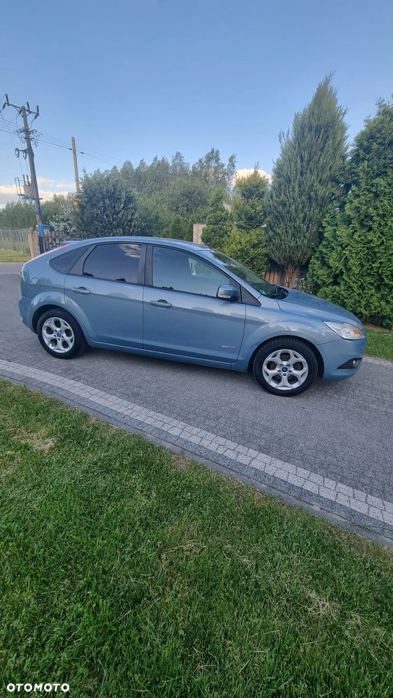 Ford Focus 1.4 Ambiente - 8